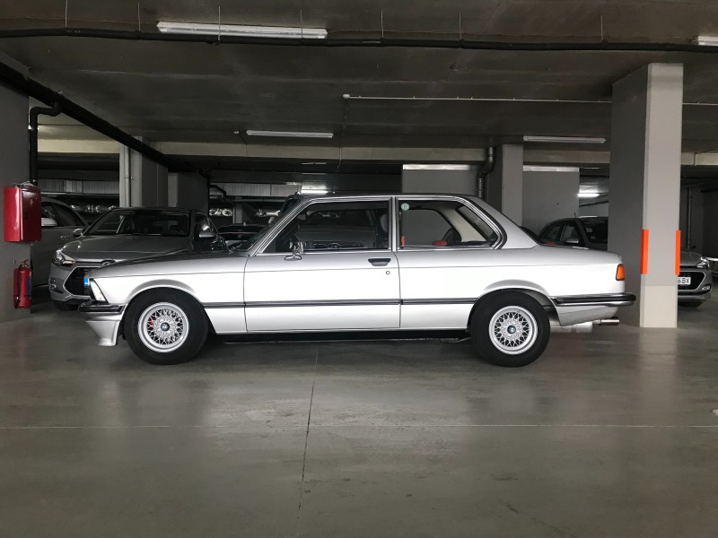 BMW 320, снимка 2 - Автомобили и джипове - 46311884