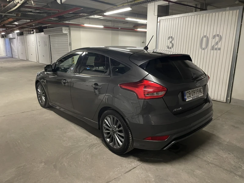 Ford Focus ST Line, снимка 4 - Автомобили и джипове - 47272942