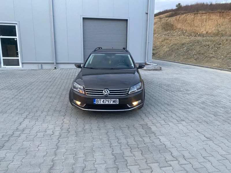 VW Passat 2.0 TDI , снимка 2 - Автомобили и джипове - 47094044