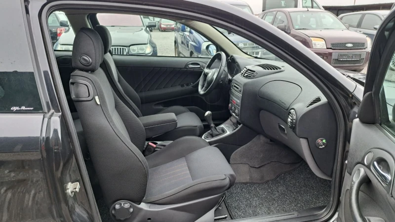 Alfa Romeo 147 1.6i NOV VNOS GERMANY, снимка 15 - Автомобили и джипове - 47204209