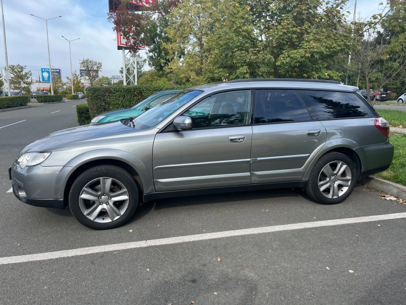 Subaru Outback 2.5i Bi-fuell, снимка 7 - Автомобили и джипове - 47621719