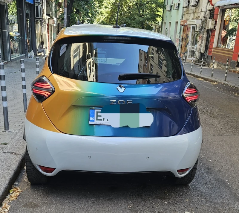 Renault Zoe, снимка 6 - Автомобили и джипове - 47762011