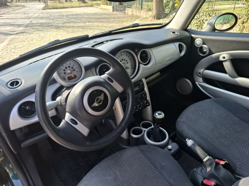 Mini Cooper 1.6 116 к.с, снимка 13 - Автомобили и джипове - 48429575