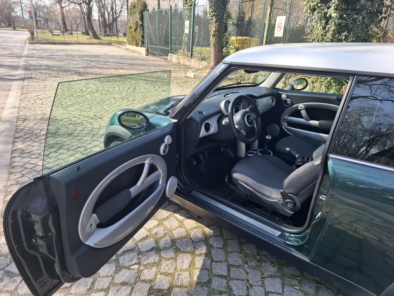 Mini Cooper 1.6 116 к.с, снимка 14 - Автомобили и джипове - 48429575