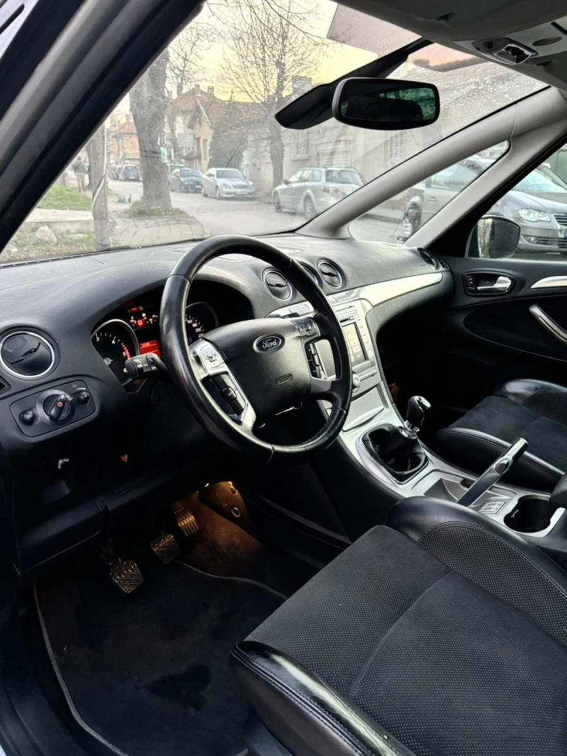 Ford S-Max 2.0 TDCI TITANIUM TV НОВ ВНОС  , снимка 9 - Автомобили и джипове - 48870925