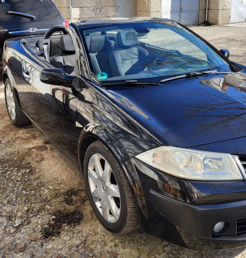 Renault Megane 1.6i CC  Кабрио, снимка 2 - Автомобили и джипове - 48634309