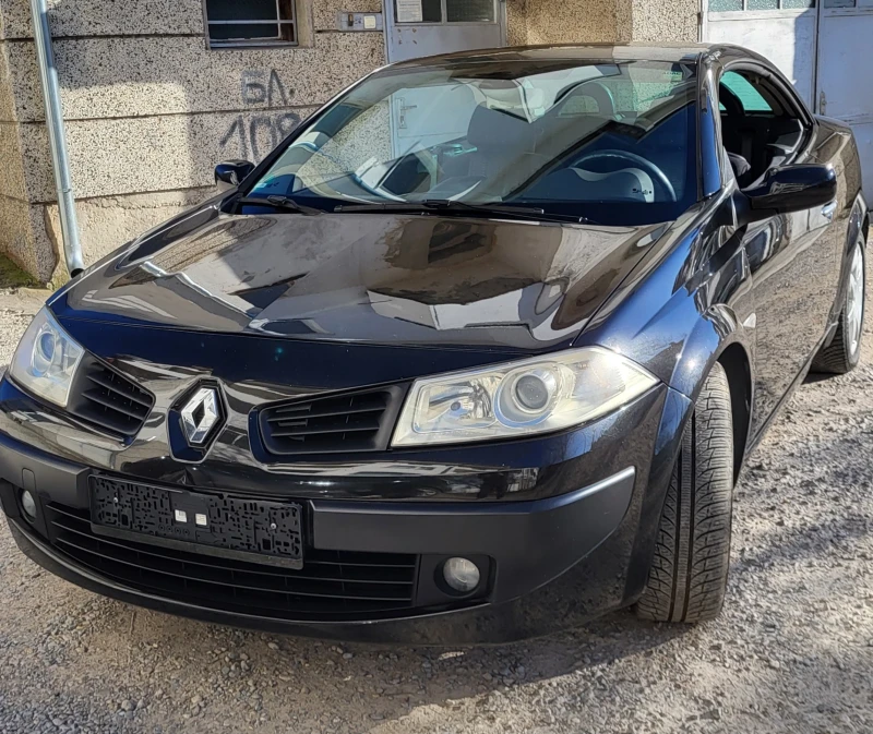 Renault Megane 1.6i CC  Кабрио, снимка 3 - Автомобили и джипове - 48634309