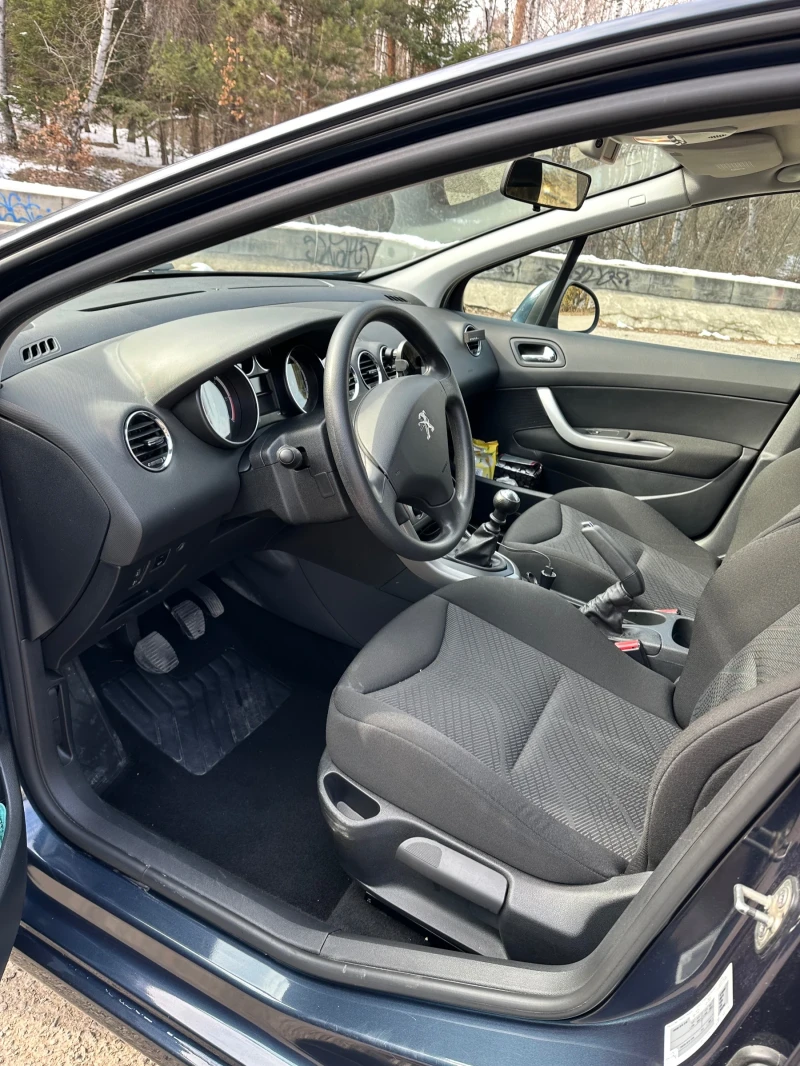 Peugeot 308 1.6 HDI, снимка 9 - Автомобили и джипове - 48997375