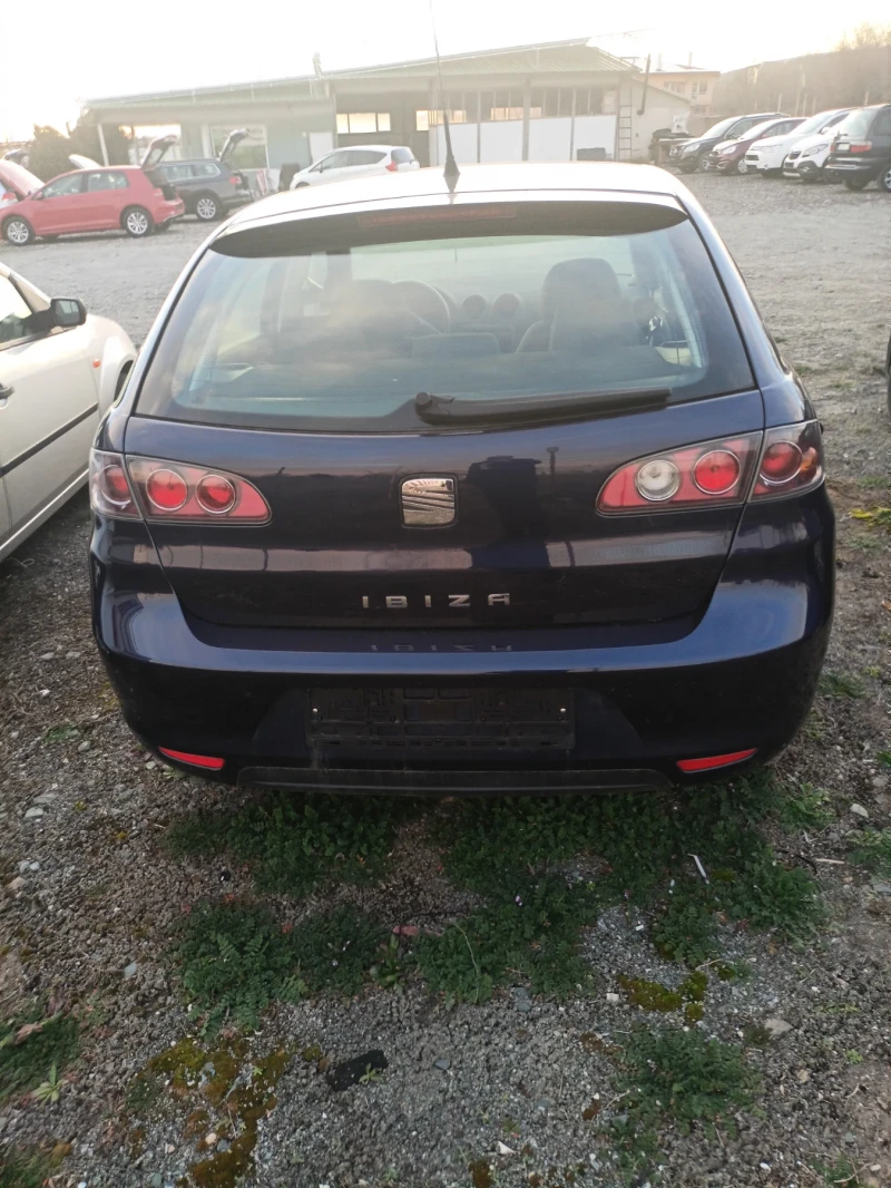 Seat Ibiza, снимка 2 - Автомобили и джипове - 49504306