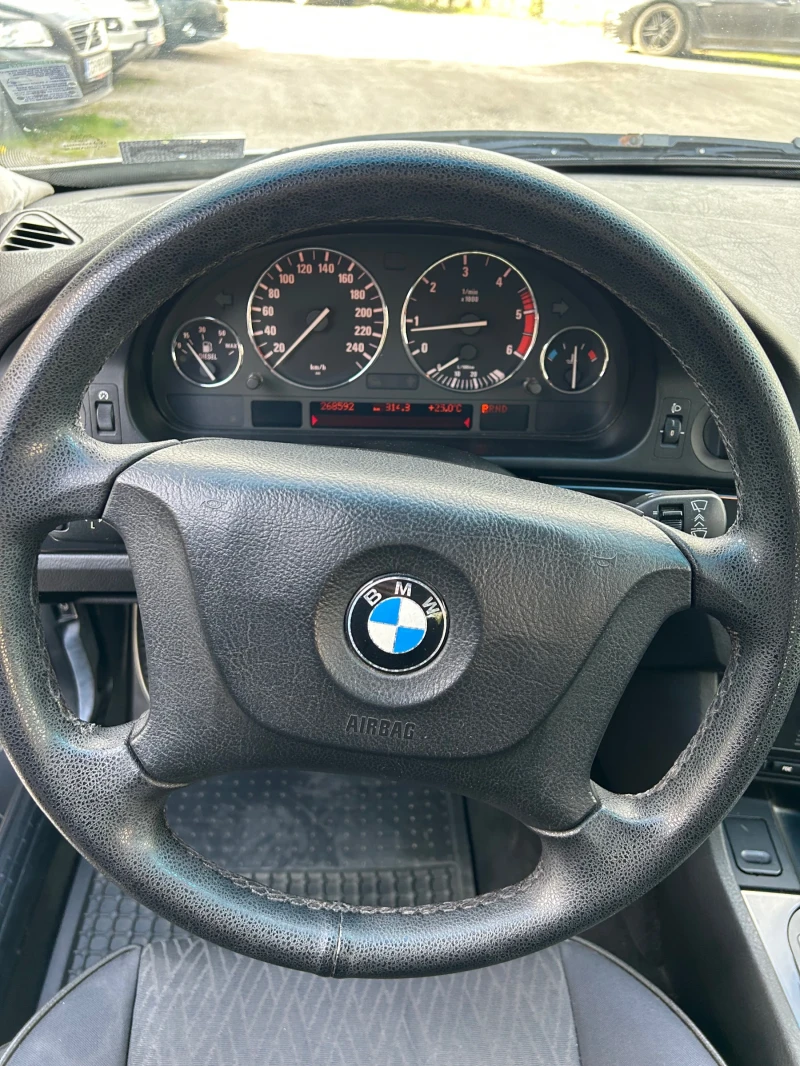 BMW 525, снимка 10 - Автомобили и джипове - 52334833