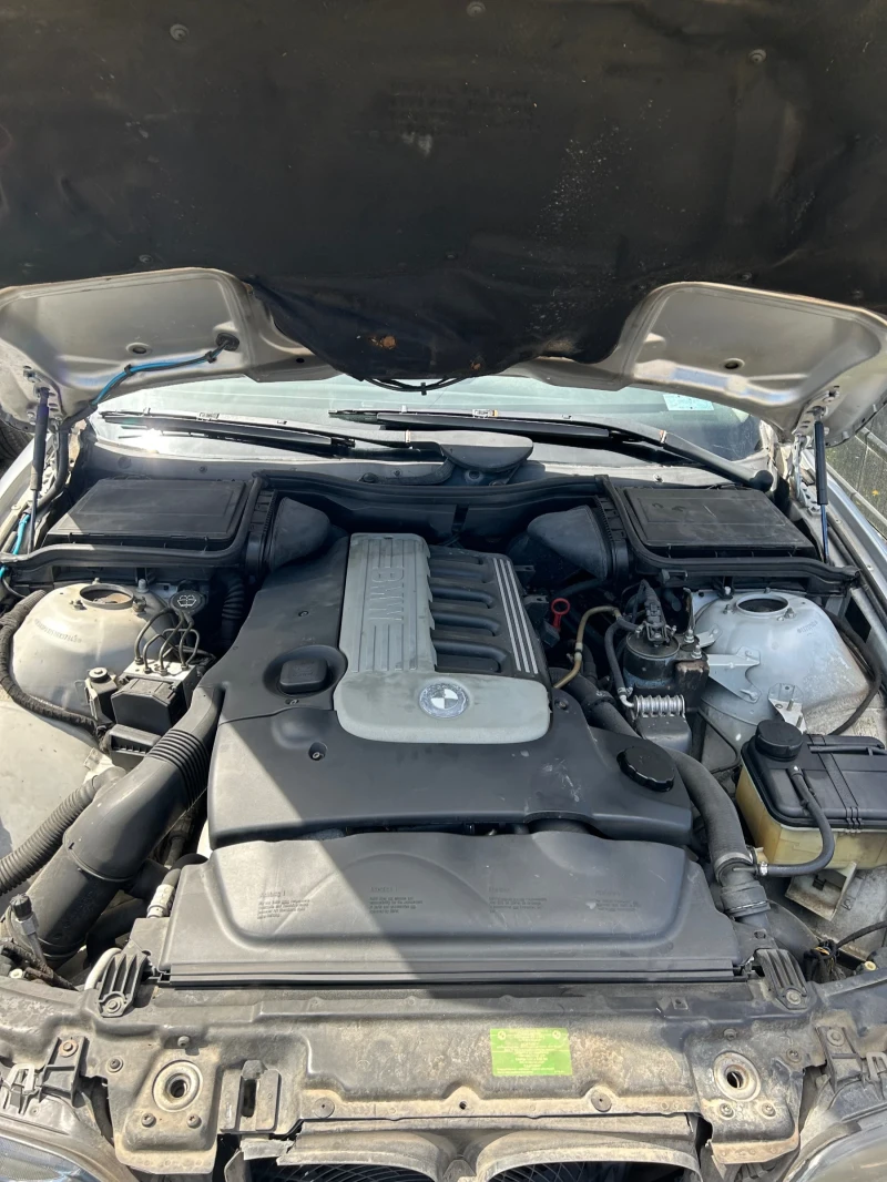 BMW 525, снимка 16 - Автомобили и джипове - 52334833