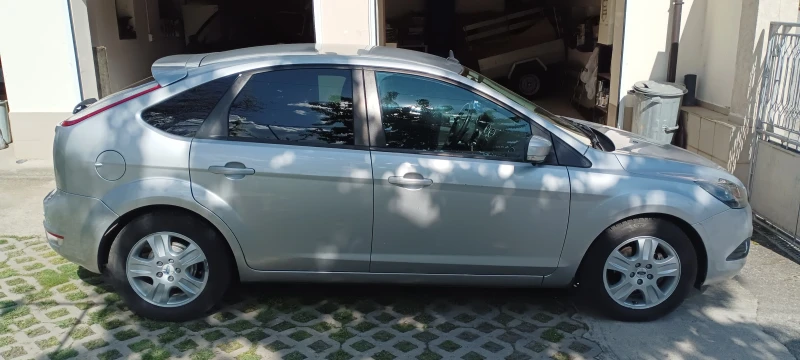 Ford Focus 1.6 TDCI, снимка 8 - Автомобили и джипове - 51910058