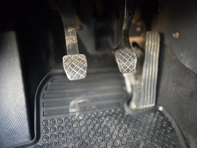 Skoda Octavia 2.0TDI CR face , снимка 9 - Автомобили и джипове - 52256228