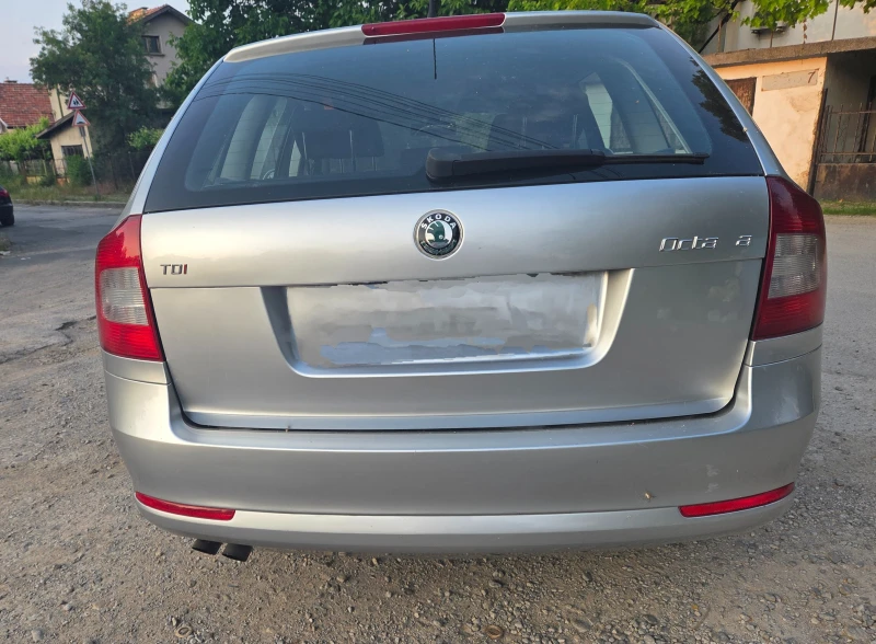 Skoda Octavia 2.0TDI CR face , снимка 3 - Автомобили и джипове - 52256228