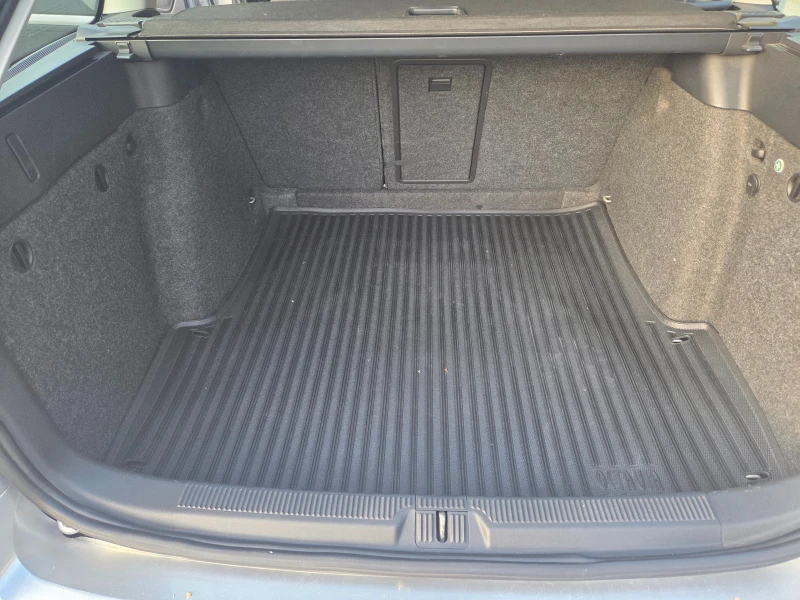 Skoda Octavia 2.0TDI CR face , снимка 6 - Автомобили и джипове - 52256228