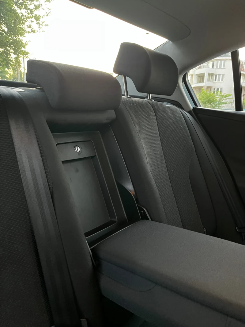 VW Passat, снимка 10 - Автомобили и джипове - 50900758