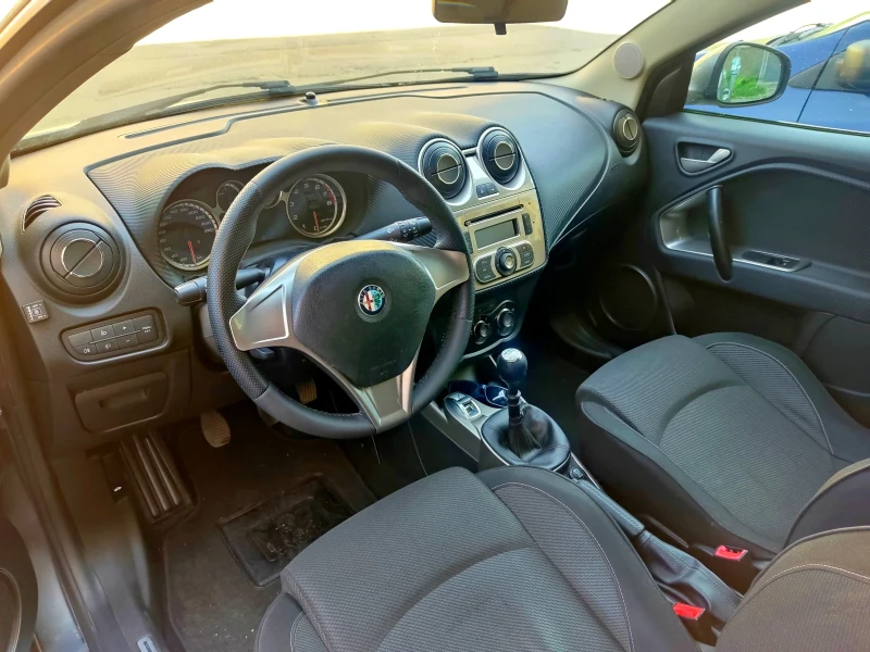Alfa Romeo MiTo 1.4 Turbo / Фабрична газ, снимка 12 - Автомобили и джипове - 51447589