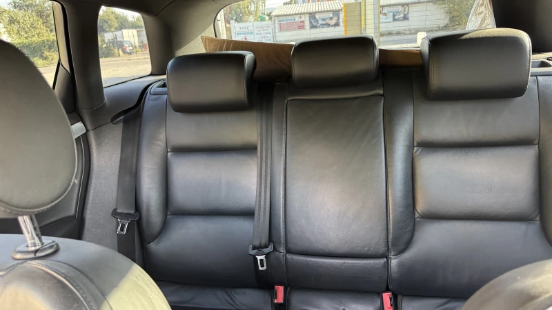 Audi A3 2.0 TFSI quattro 244 кс. Гаражен! Напълно Обслужен, снимка 15 - Автомобили и джипове - 51942103