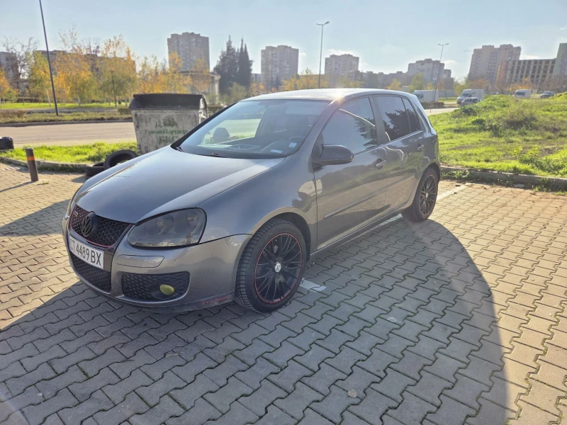 VW Golf 5, снимка 7 - Автомобили и джипове - 52614580