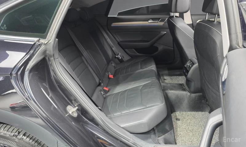 VW Arteon, снимка 12 - Автомобили и джипове - 53067207