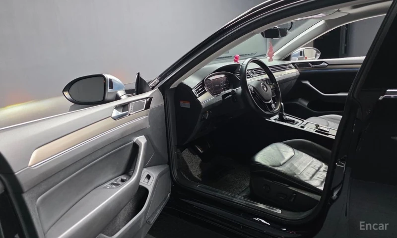 VW Arteon, снимка 10 - Автомобили и джипове - 53067207