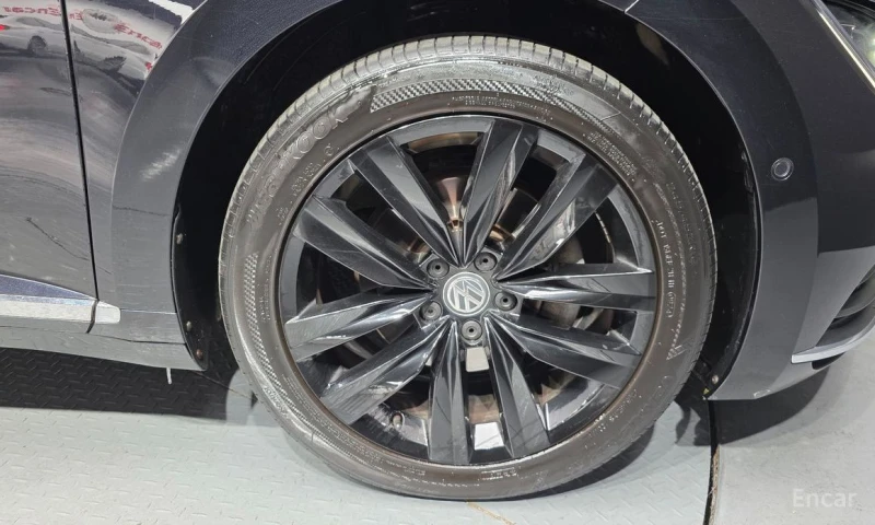VW Arteon, снимка 5 - Автомобили и джипове - 53067207