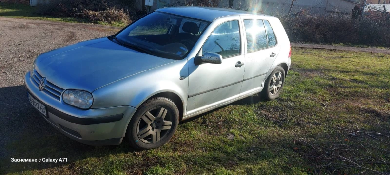 VW Golf, снимка 4 - Автомобили и джипове - 53180493