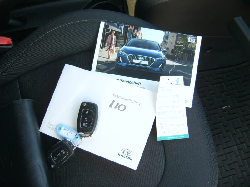 Hyundai I10 1, 0i klima, снимка 12 - Автомобили и джипове - 53203344