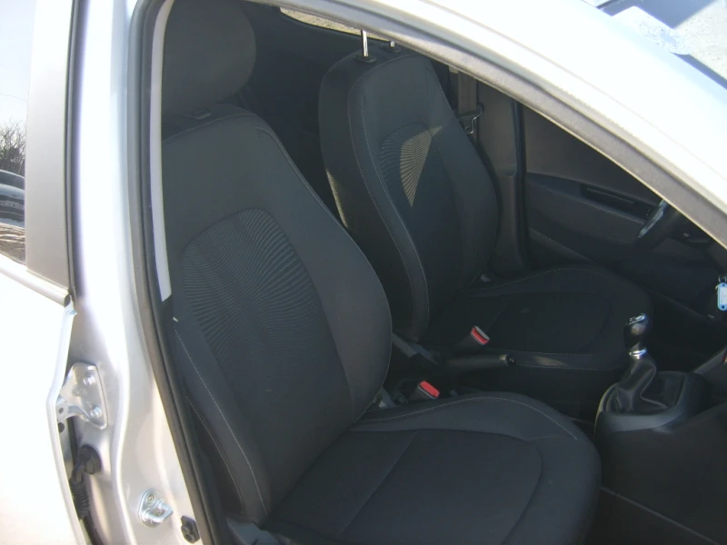 Hyundai I10 1, 0i klima, снимка 6 - Автомобили и джипове - 53203344