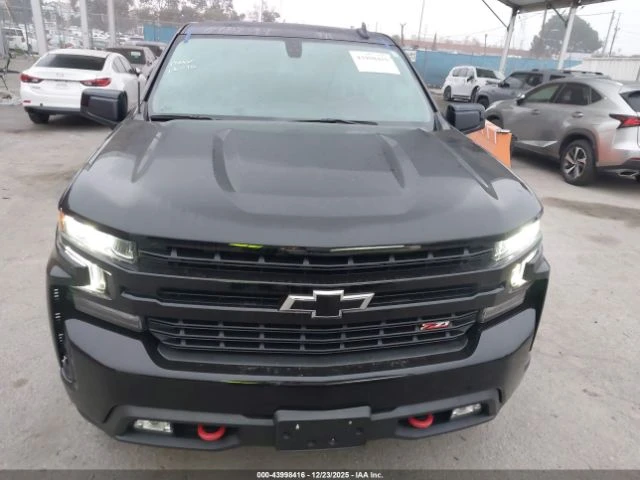 Chevrolet Silverado 1500* 4WD* TRAIL BOSS* LT* 6.2* , снимка 11 - Автомобили и джипове - 55433412