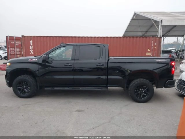 Chevrolet Silverado 1500* 4WD* TRAIL BOSS* LT* 6.2* , снимка 13 - Автомобили и джипове - 55433412