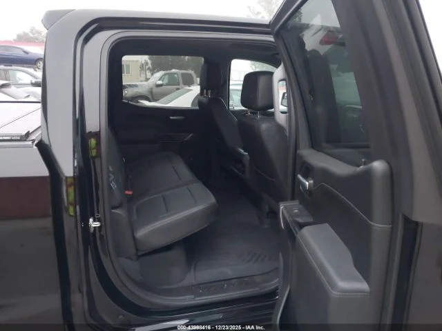 Chevrolet Silverado 1500* 4WD* TRAIL BOSS* LT* 6.2* , снимка 8 - Автомобили и джипове - 55433412