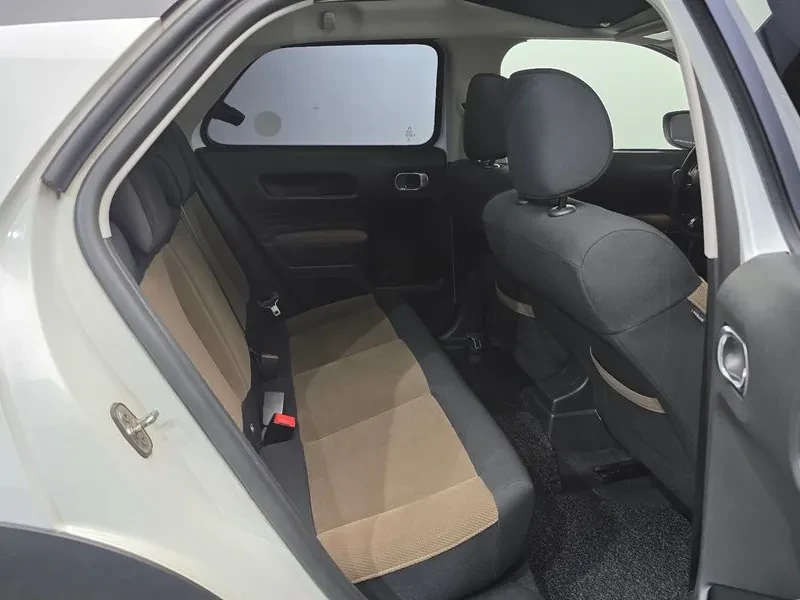 Citroen C4 Cactus 1.6 BLUEHDI, снимка 11 - Автомобили и джипове - 55724419
