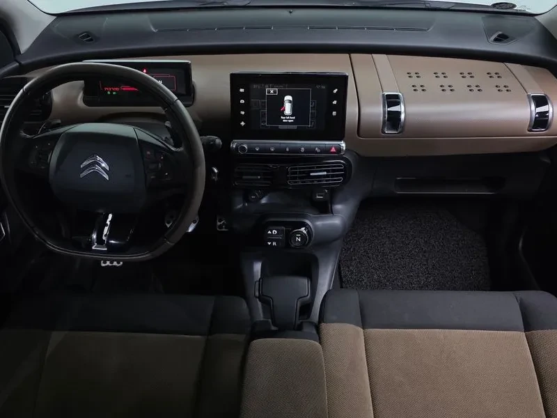 Citroen C4 Cactus 1.6 BLUEHDI, снимка 7 - Автомобили и джипове - 55724419