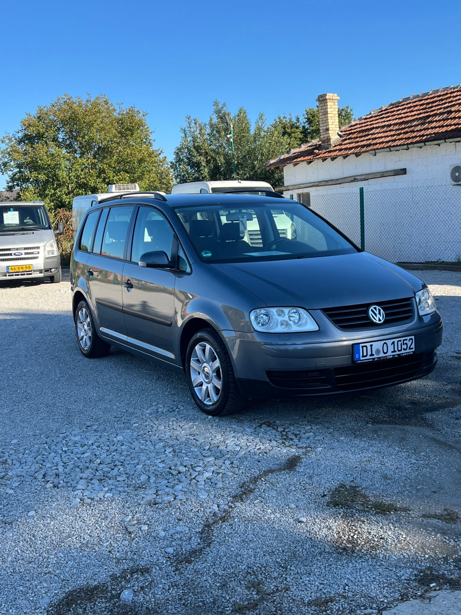 VW Touran 1.9 тди 7места - изображение 2