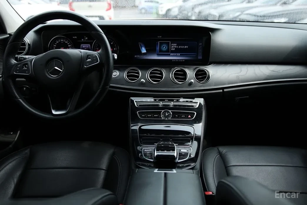Mercedes-Benz E 220 E Class W213 E220D Avantgarde - изображение 7
