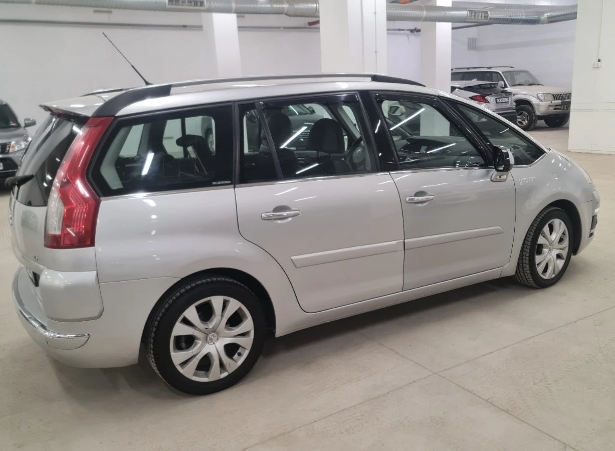 Citroen Grand C4 Picasso 2.0 HDI - изображение 4
