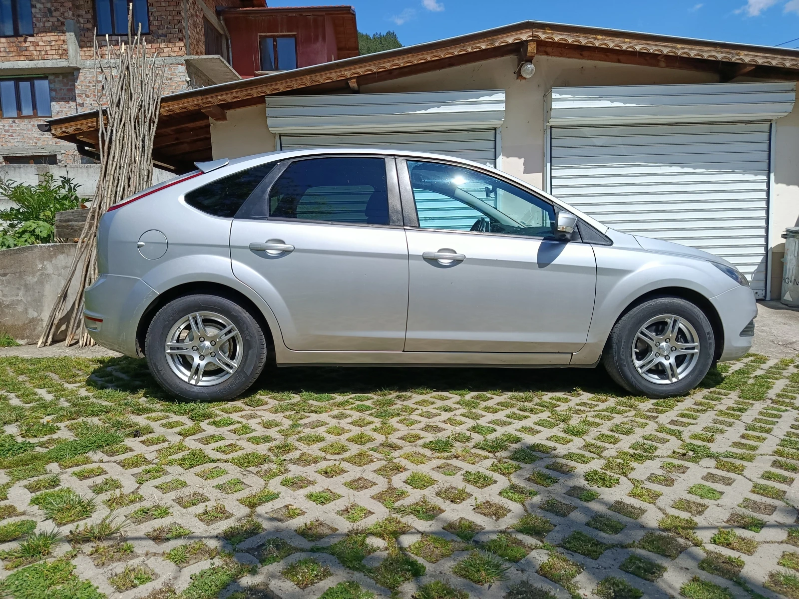 Ford Focus 1.6 TDCI - изображение 9