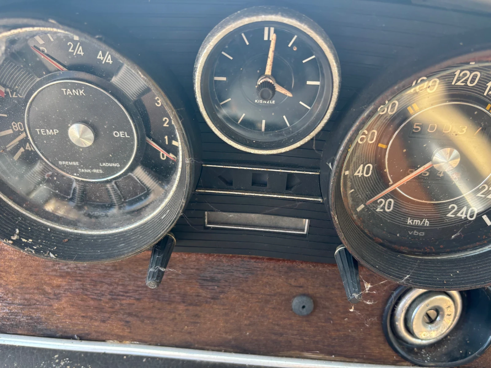 Mercedes-Benz 280 SE 280 - изображение 4