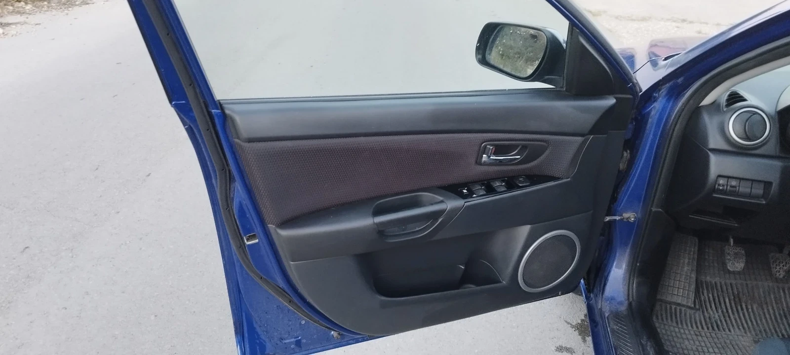 Mazda 3  - изображение 8