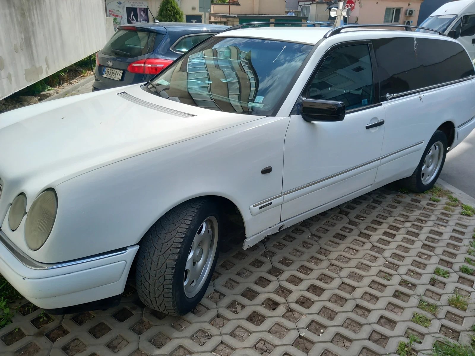 Mercedes-Benz E 230 КАТАФАЛКА - изображение 2