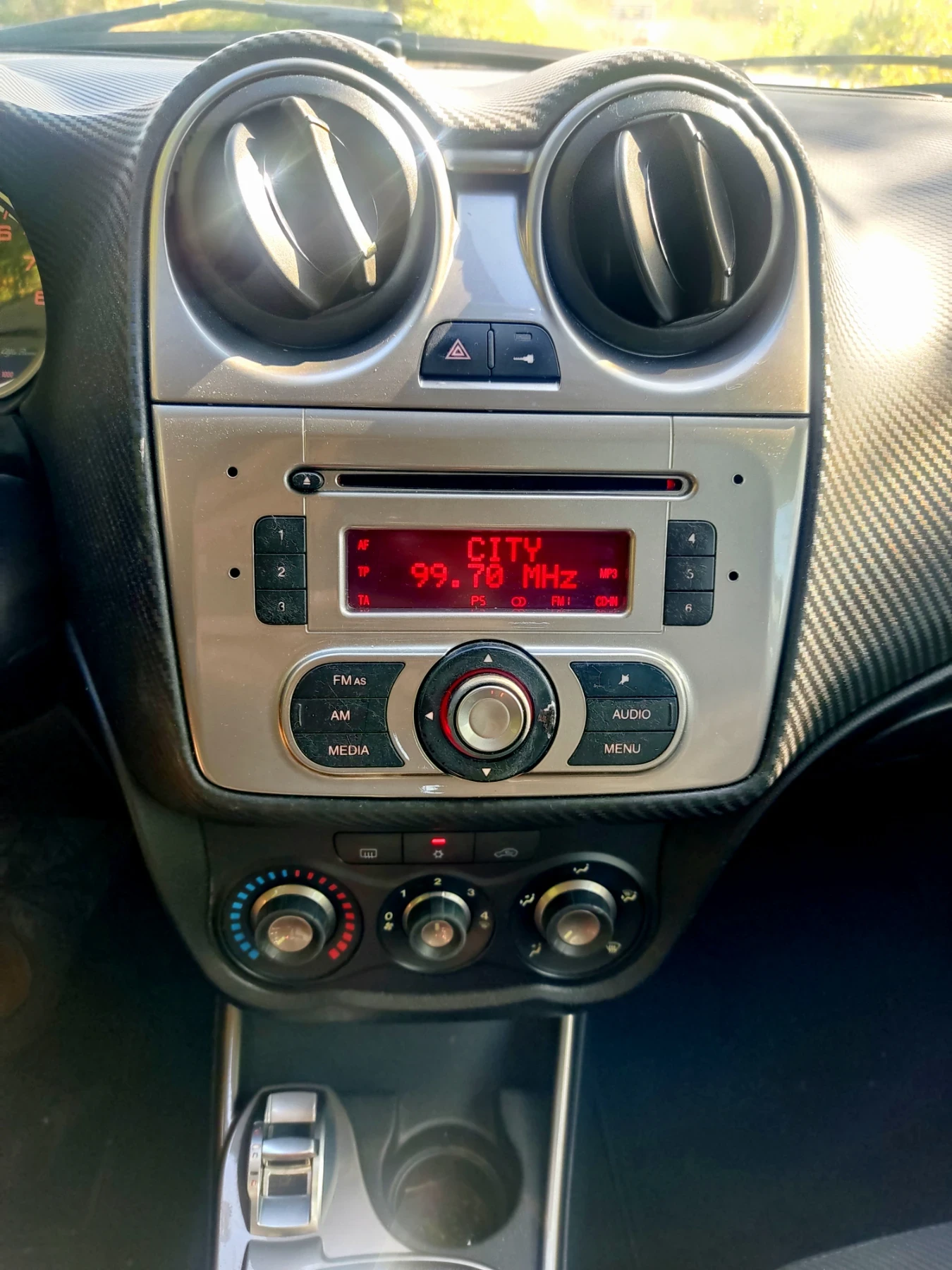 Alfa Romeo MiTo 1.4 Turbo / Фабрична газ | Mobile.bg — изображение 14