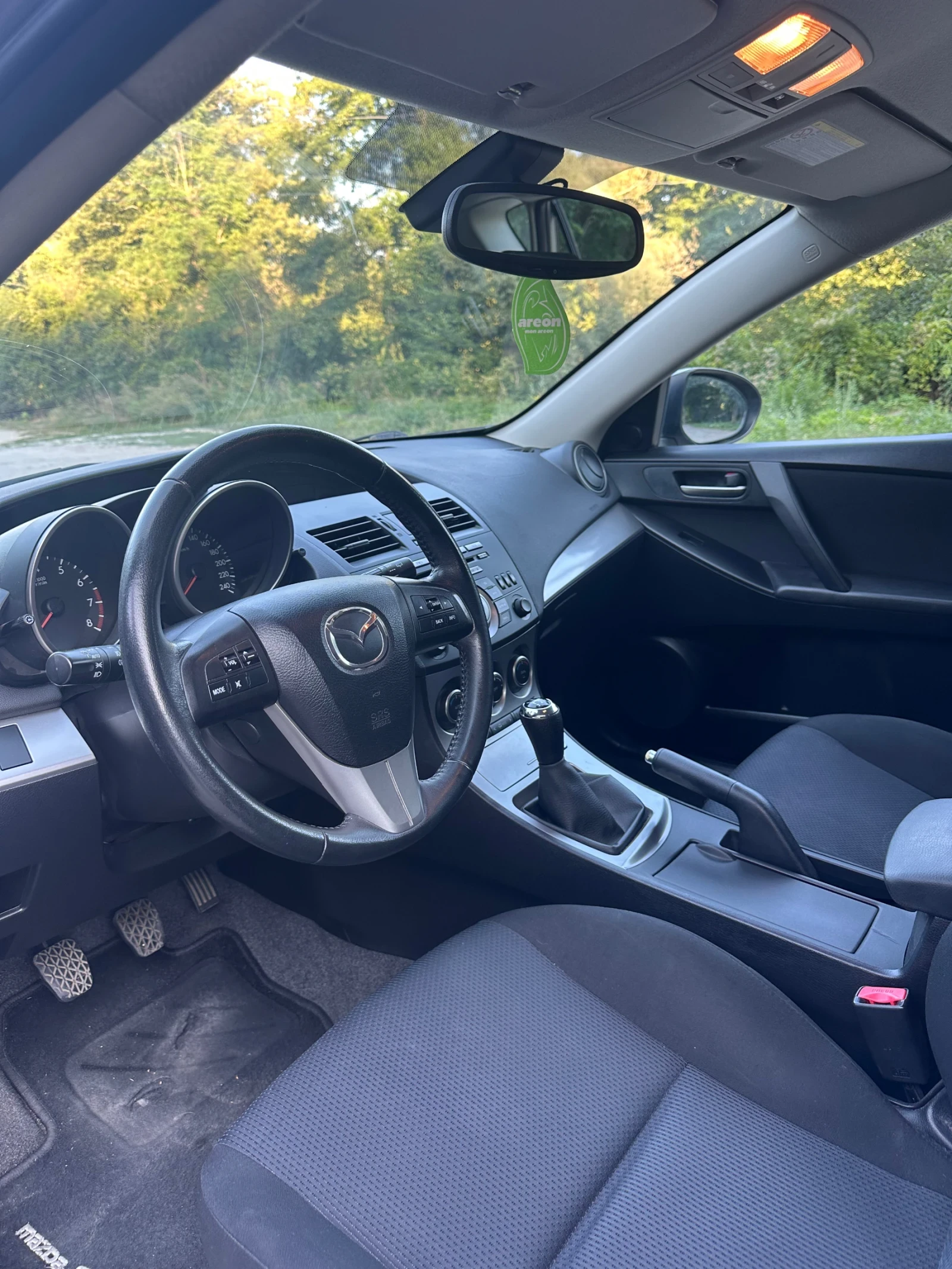 Mazda 3  - изображение 5