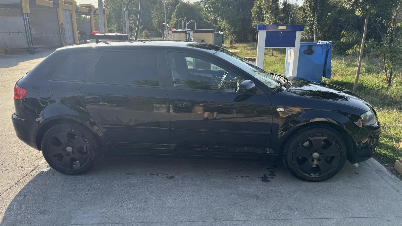 Audi A3 2.0 TFSI quattro 244 кс. Гаражен! Напълно Обслужен - изображение 4