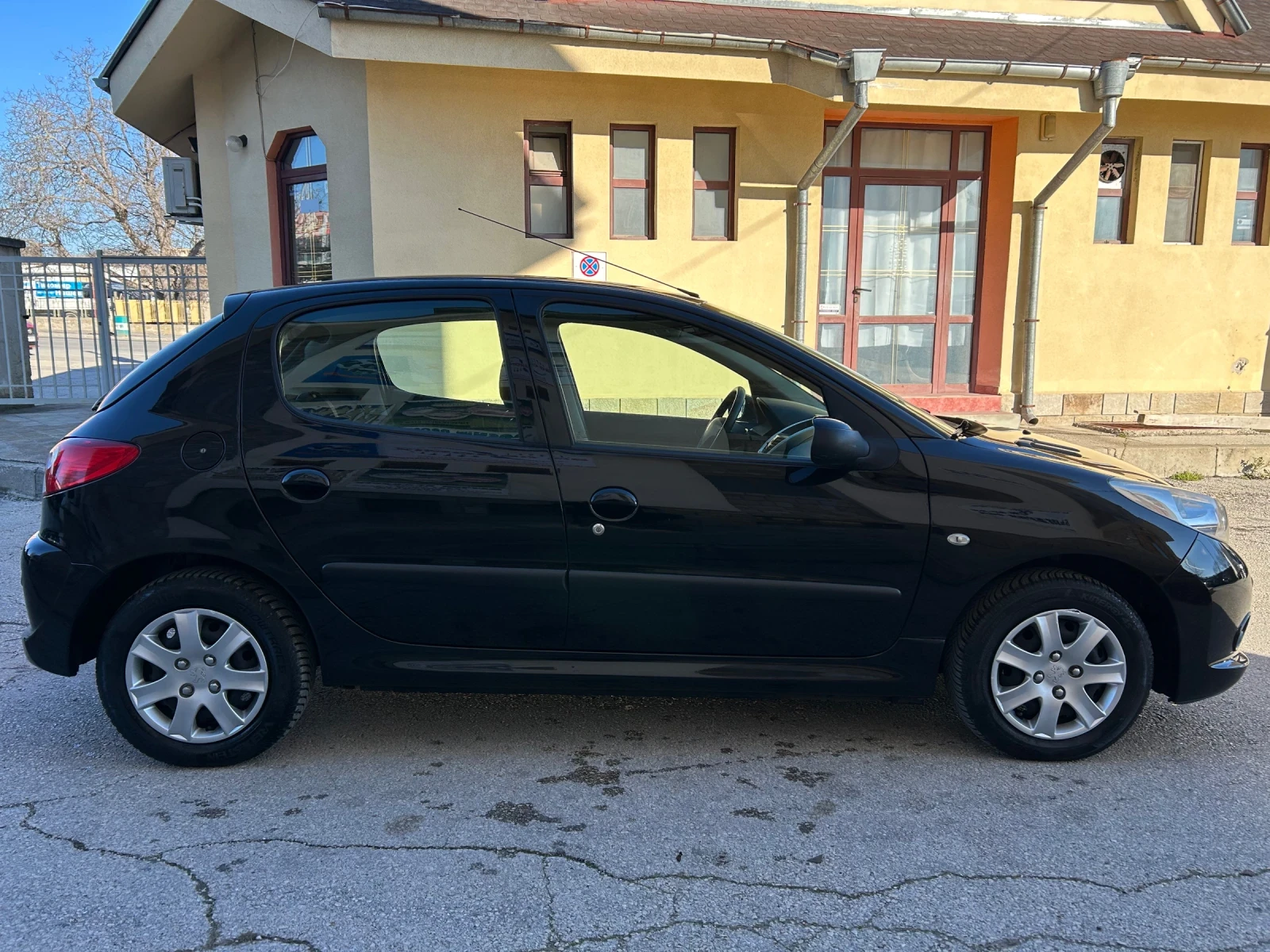 Peugeot 206 PLUS 1.4i 75 ������ ����� | Mobile.bg � ����������� 4