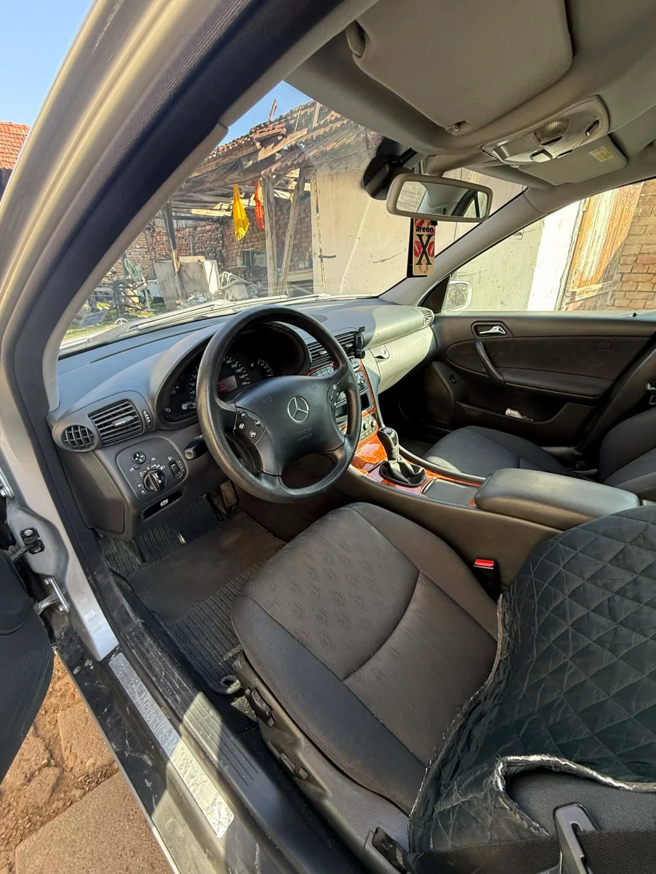 Mercedes-Benz C 180 Компресор, снимка 8 - Автомобили и джипове - 53749258