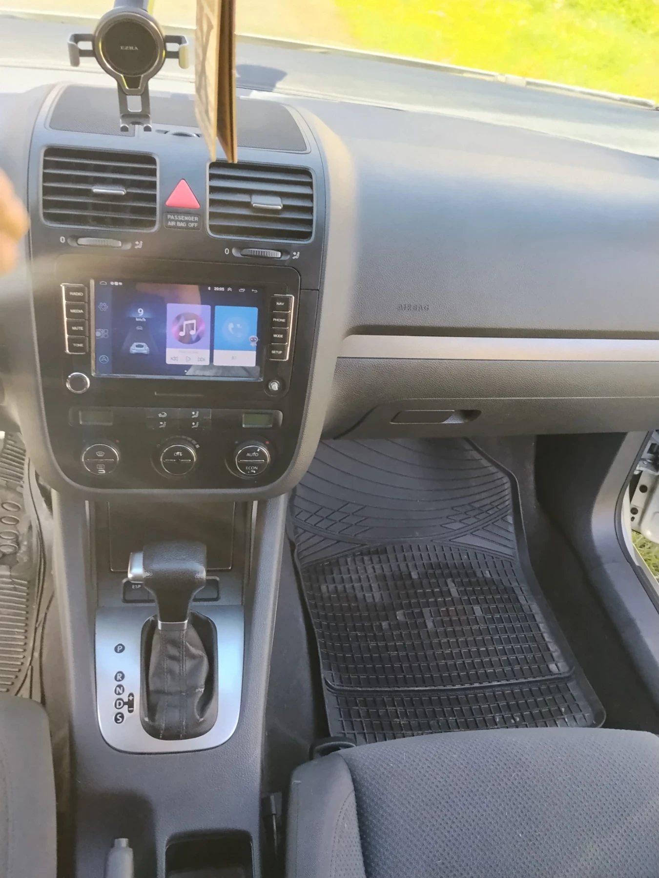 VW Golf 2.0 FSI, снимка 6 - Автомобили и джипове - 53783412