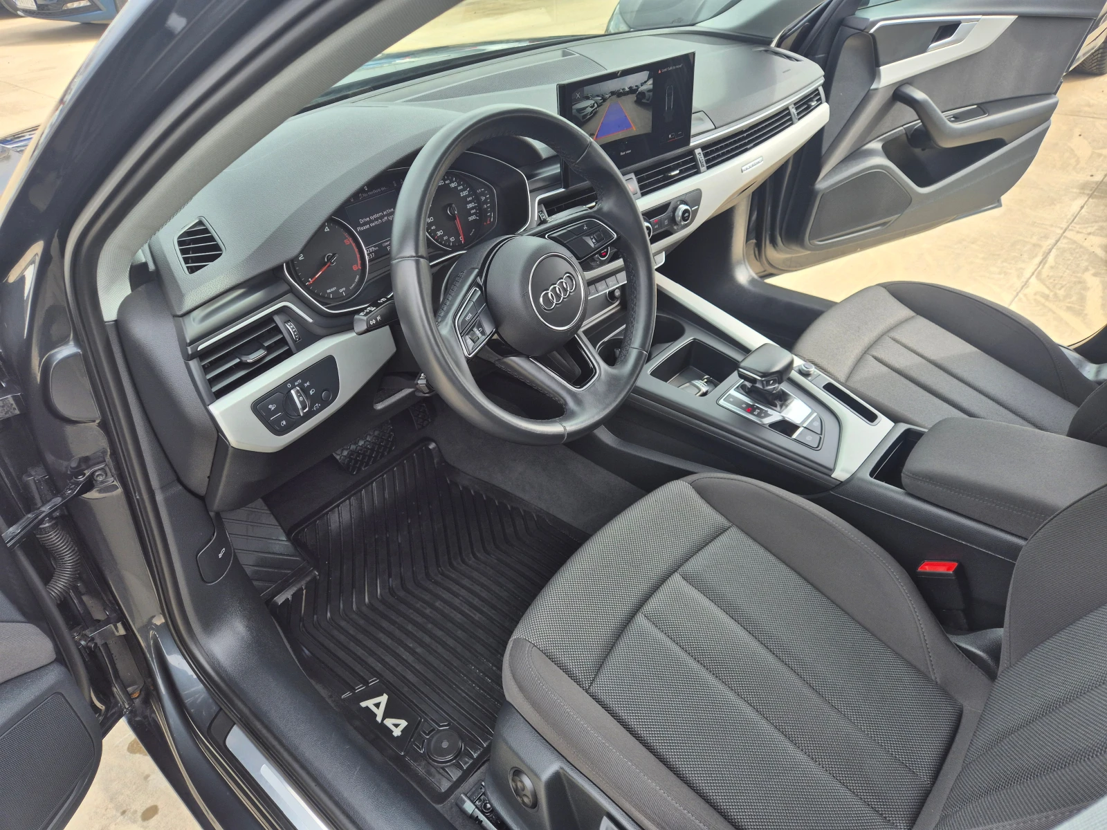 Audi A4 4Х4 204кс AT 7, снимка 14 - Автомобили и джипове - 53994275