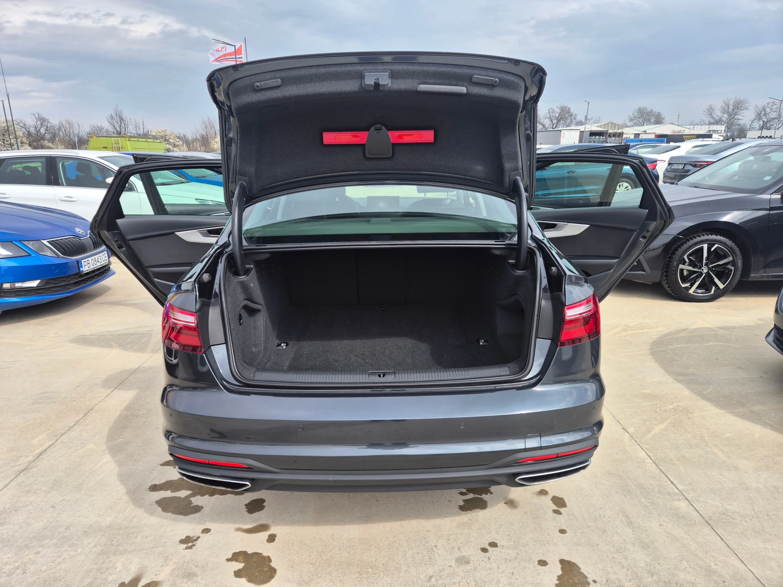 Audi A4 4Х4 204кс AT 7, снимка 11 - Автомобили и джипове - 53994275