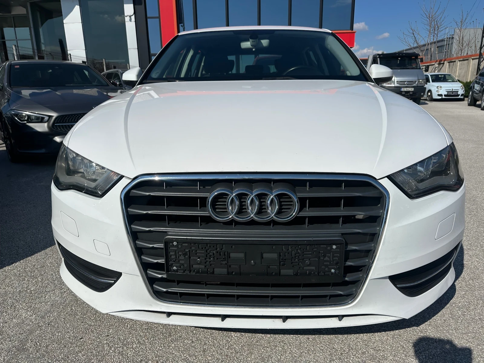 Audi A3 1, 6tdi S-tronik SPORT, снимка 2 - Автомобили и джипове - 54043644
